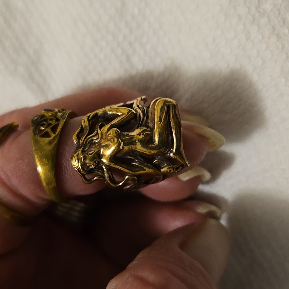 Vintage Rings - Picture 2 of 4